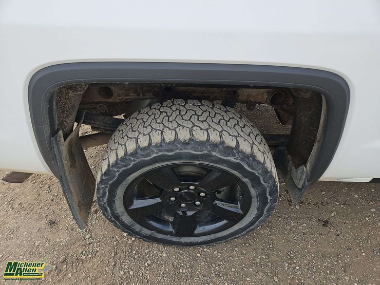 2017-gmc-sierra-1500-image-11