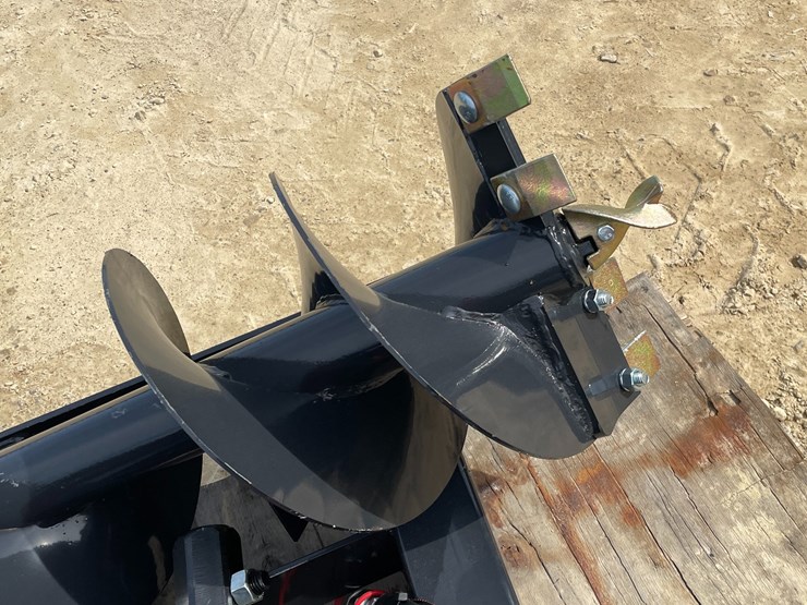 #2053-•-wolverine-skid-steer-auger-drive-and-bit-attachment-image-11