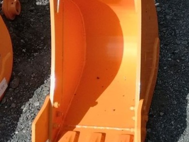 caterpillar-305-image-1