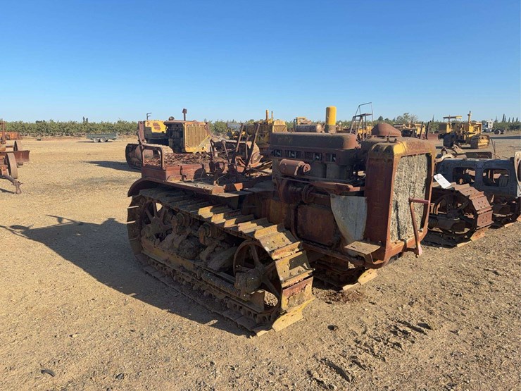 caterpillar-30-image-4