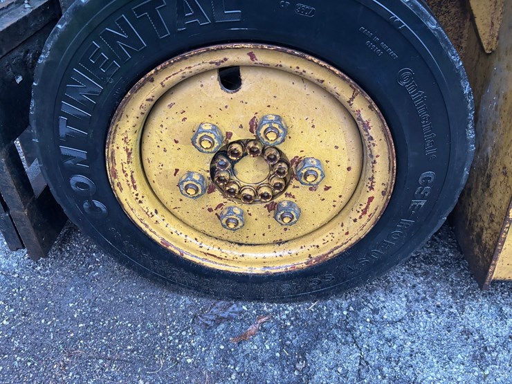 caterpillar-v50b-image-49