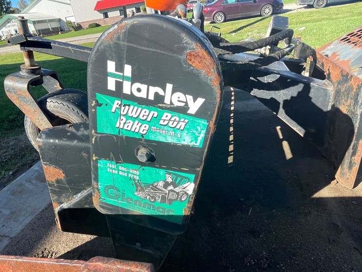 #1808-•-harley-72"-power-box-rake-attachment-image-8