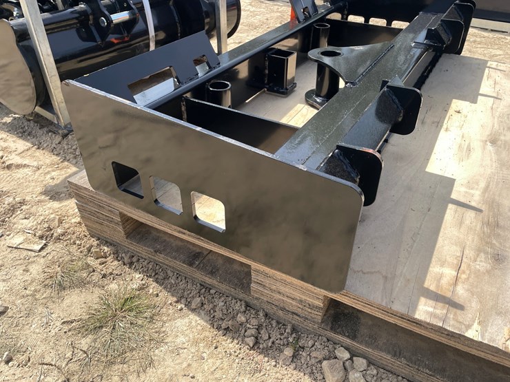 #2030-•-wolverine-skid-steer-pallet-fork-frame-attachment-image-8