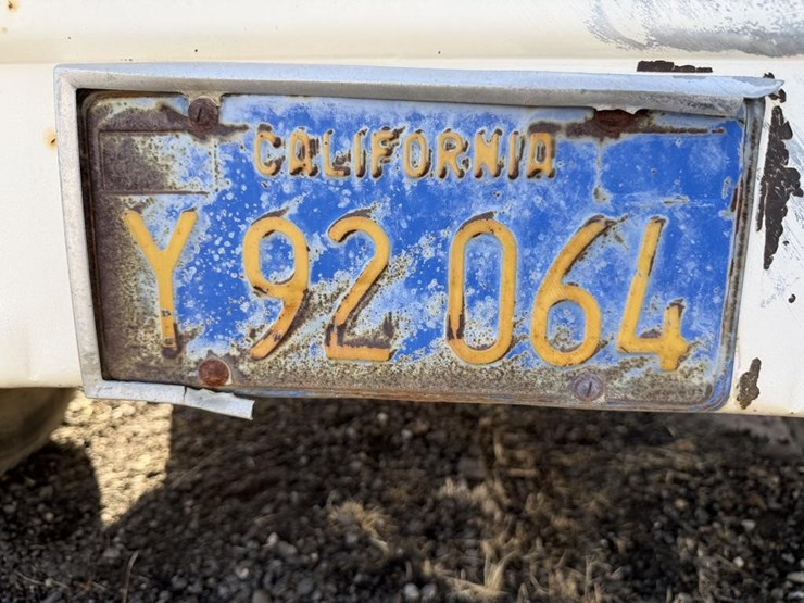 ford-f700-image-42