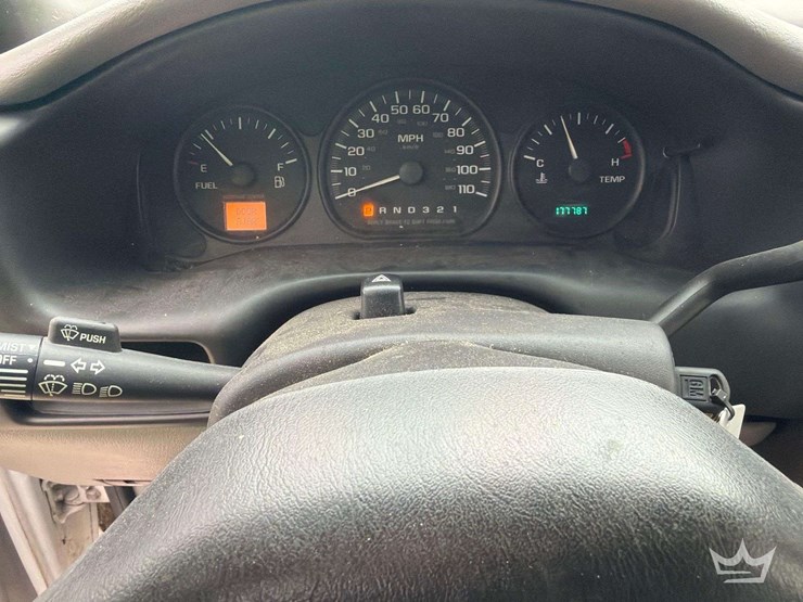 2004-chevrolet-venture-image-12