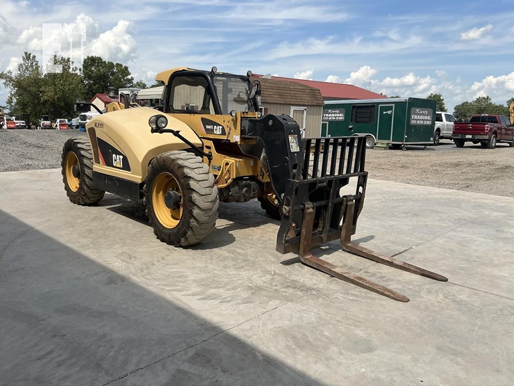 2014-caterpillar-th407c-image-6