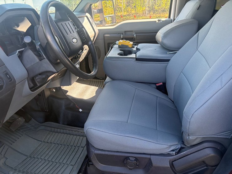 2016-ford-f450-image-15