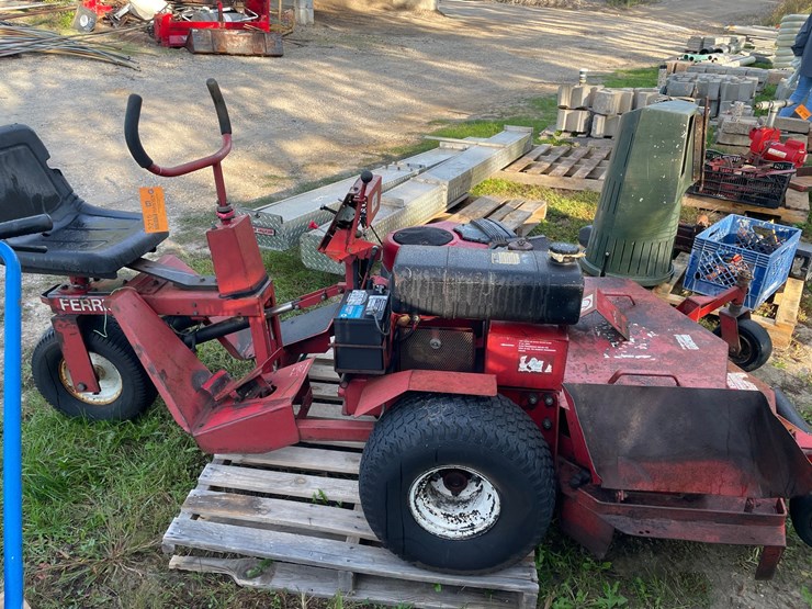 #3215-•-ferris-commercial-52"-cut-mower-image-3