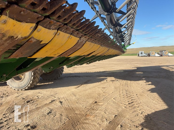 2013-john-deere-635f-image-30