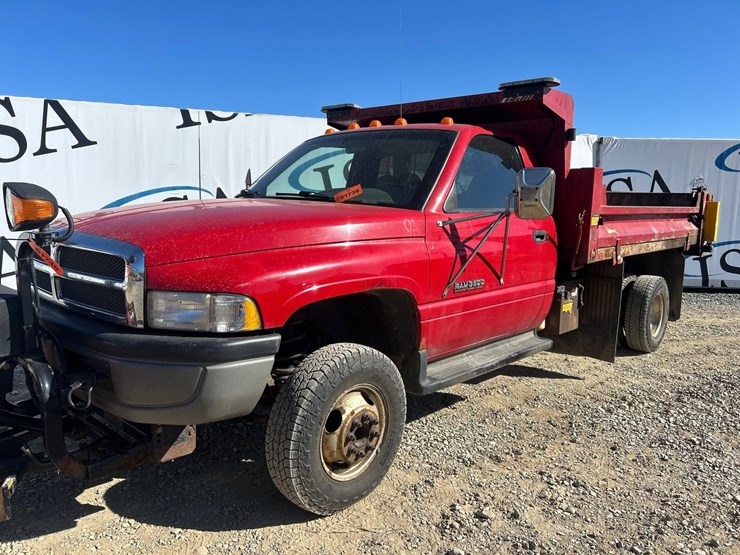 1997-dodge-3500-image-1