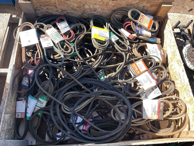 #1825-•-misc.-belts-and-mower-blades-image-2