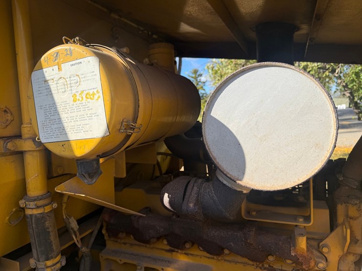 #3534-•-komatsu-gd305a-motor-grader-image-80