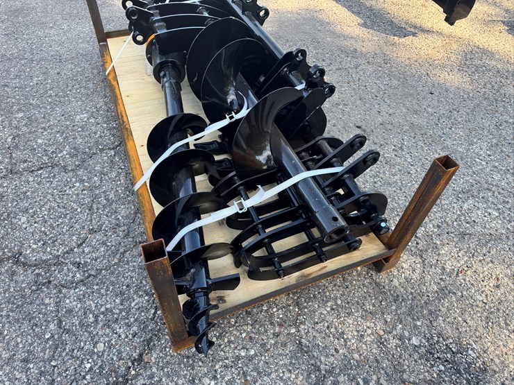 qty-(8)-excavator-attachment-...-see-description-image-3