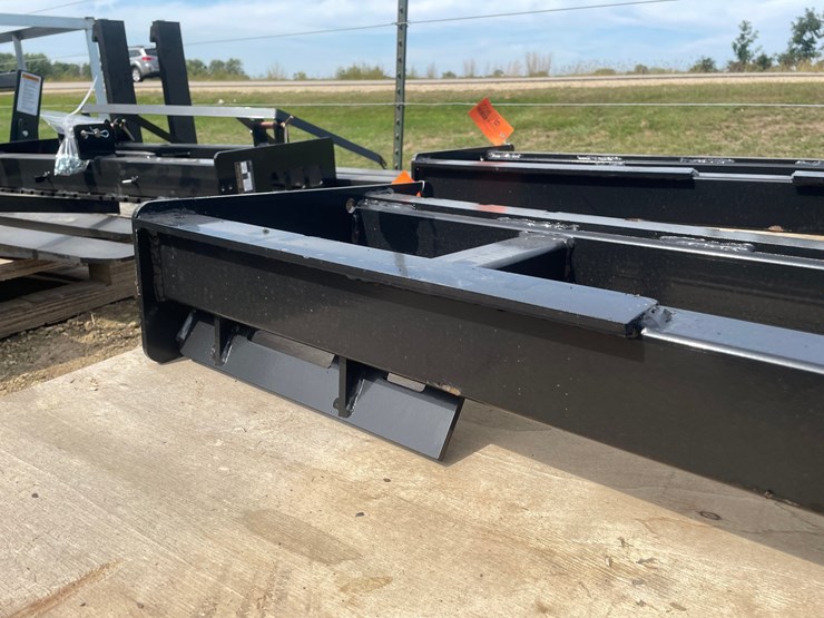 #2037-•-wolverine-skid-steer-pallet-fork-frame-attachment-image-9