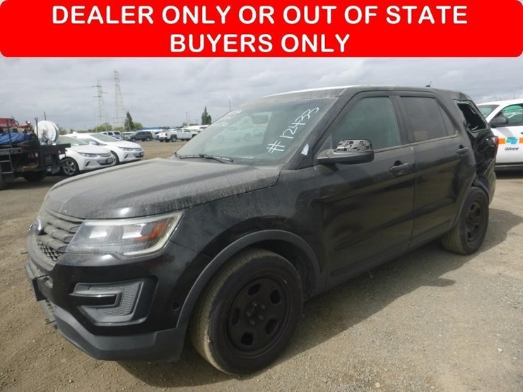 2017-ford-explorer-image-1