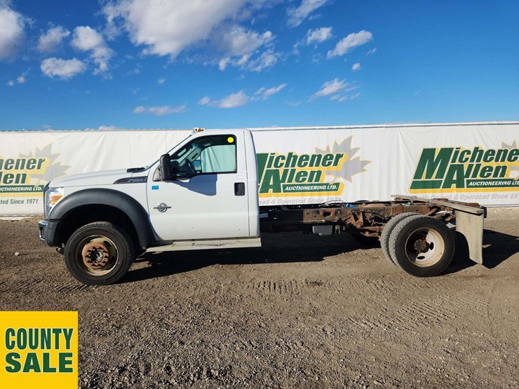 2015-ford-f550-image-5