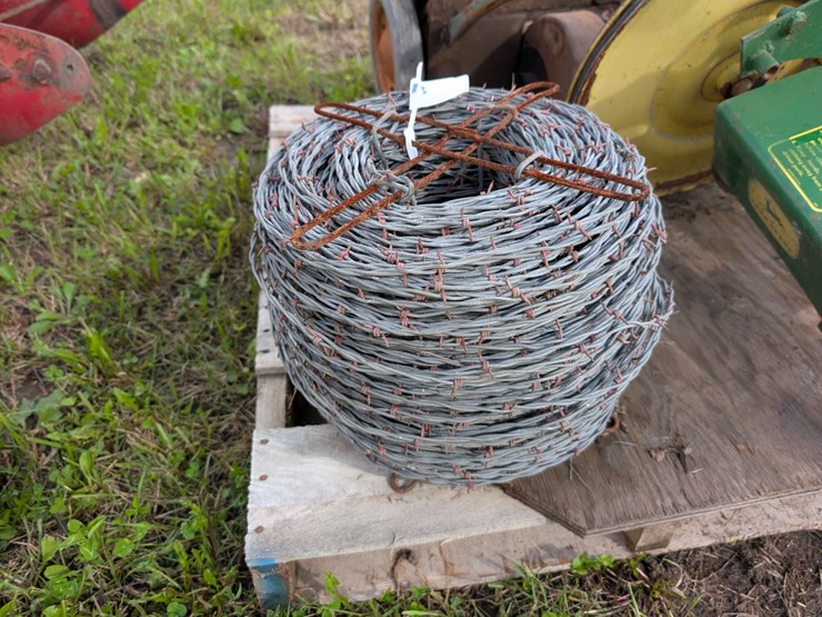 #4077-•-14-gauge-barb-wire-image-1