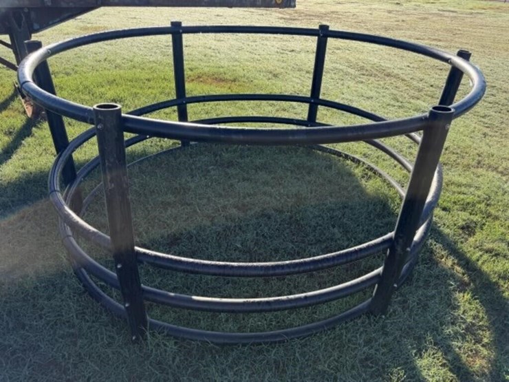 poly-hay-bale-feeder-ring-image-2