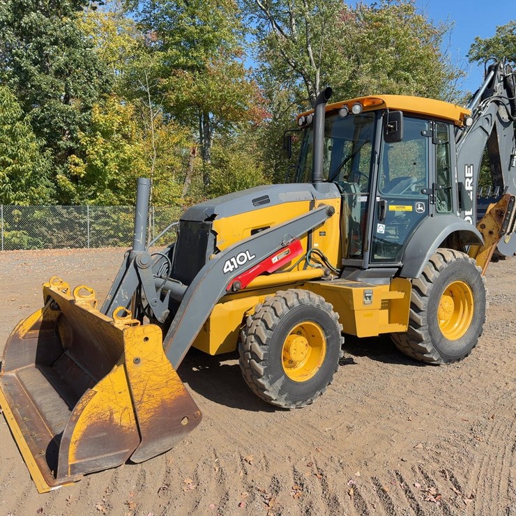 2017 DEERE 410L