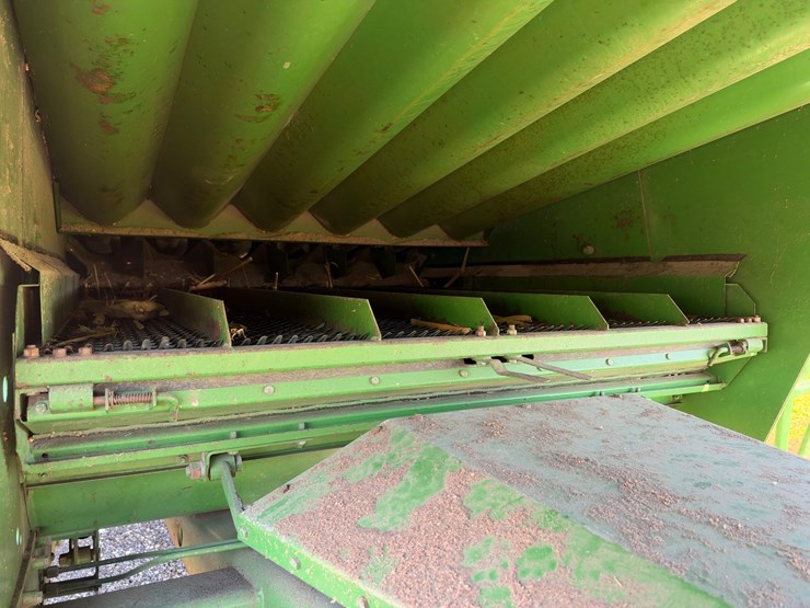 1981-john-deere-7720-image-43