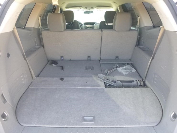 2017-chevrolet-traverse-image-22