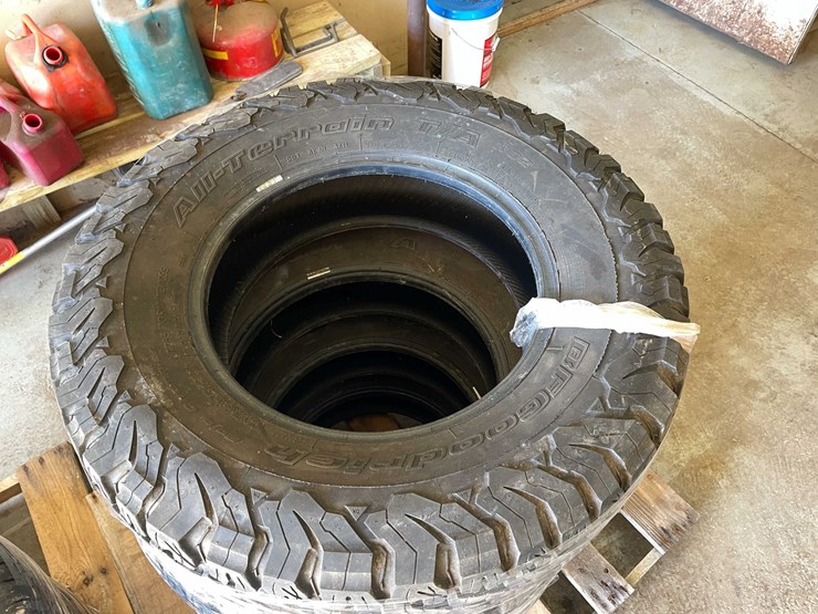 #1861-•-(4)-bf-goodrich-all-terrain-baja-champion-tires-image-2