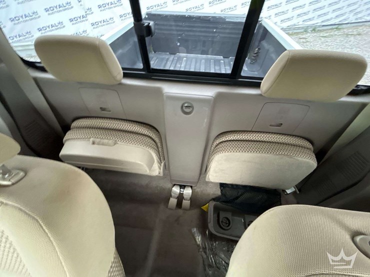2016-nissan-frontier-image-19