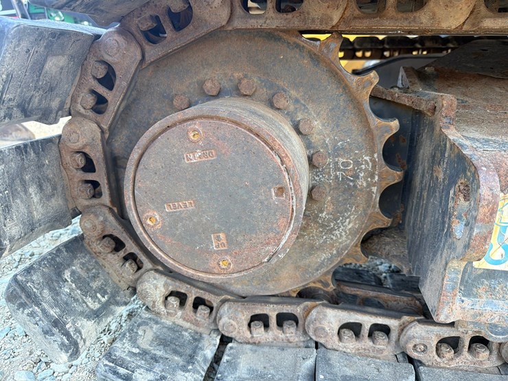 deere-85g-image-76