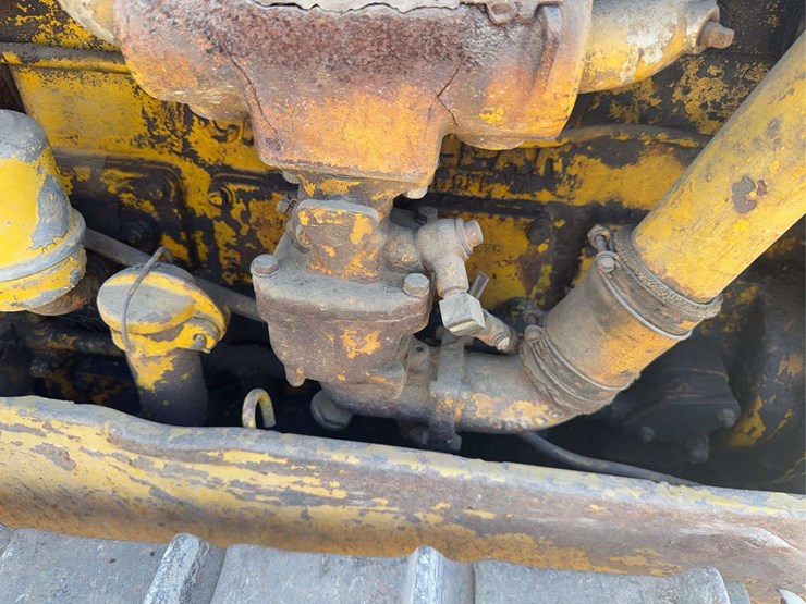 caterpillar-r2-image-31