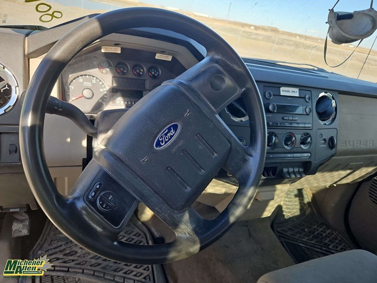 2008-ford-f550-image-15