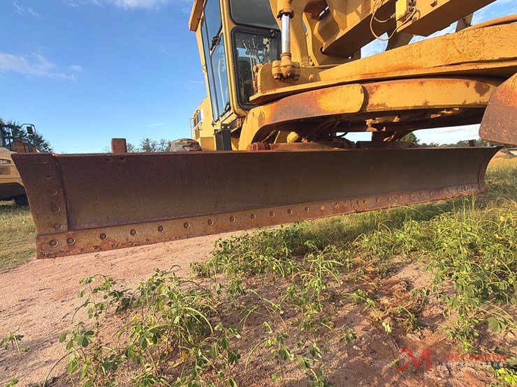 caterpillar-12h-image-6
