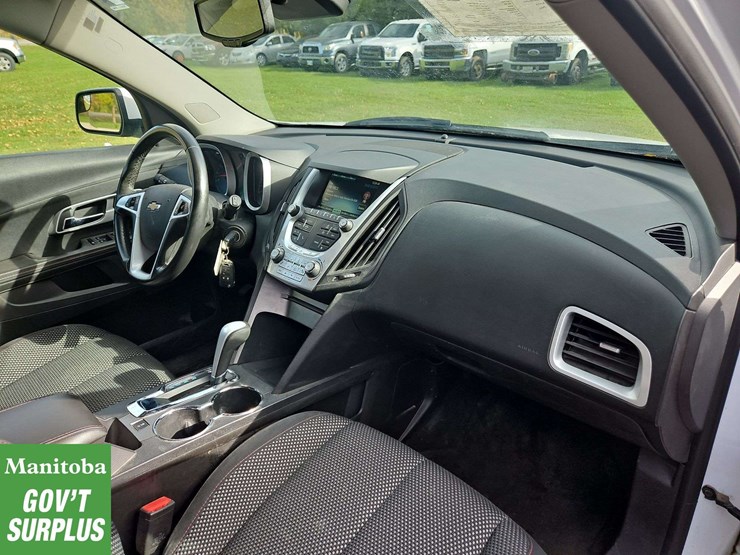 2013-chevrolet-equinox-image-32