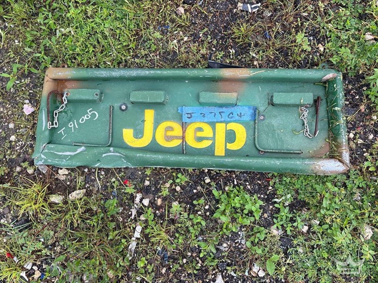 decorative-metal-jeep-tailgate-image-1