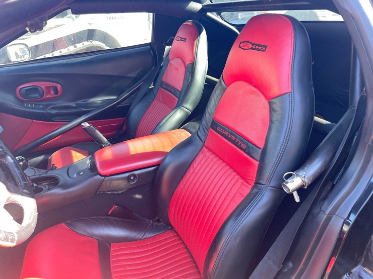 #1789-•-2001-chevy-corvette-(has-wi-title)-image-35