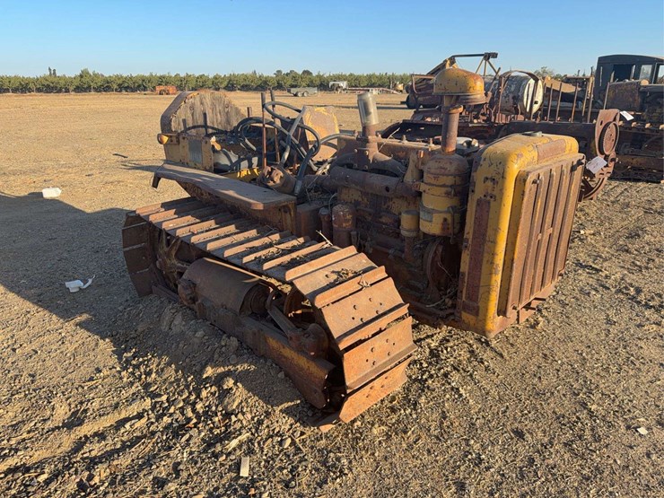 caterpillar-d2-image-4