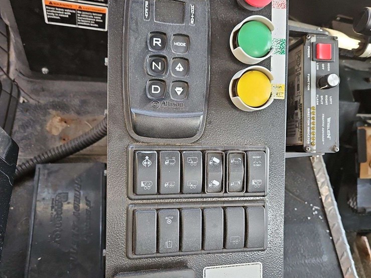 2016-international-workstar-7400-image-27