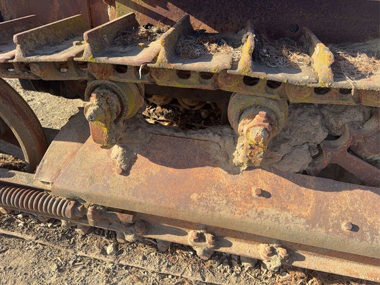 caterpillar-30-image-15