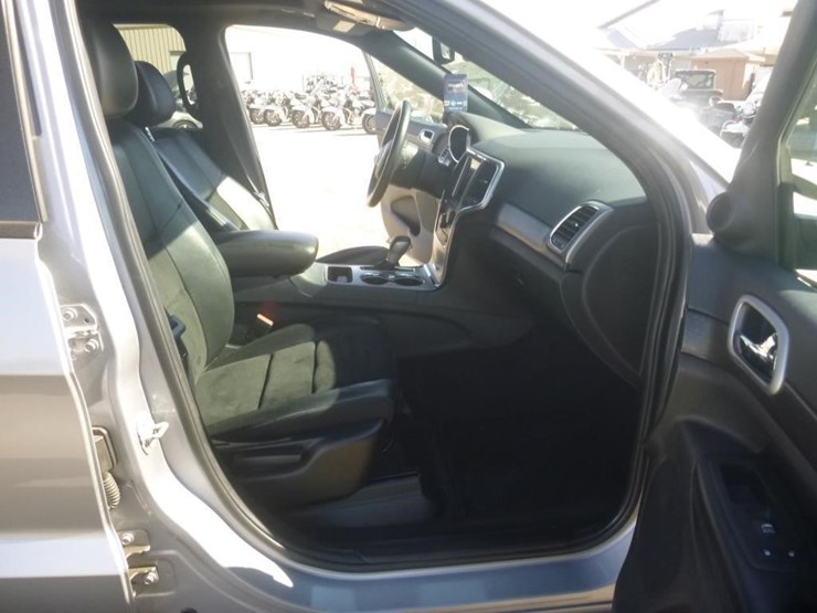 2018-jeep-grand-cherokee-image-9