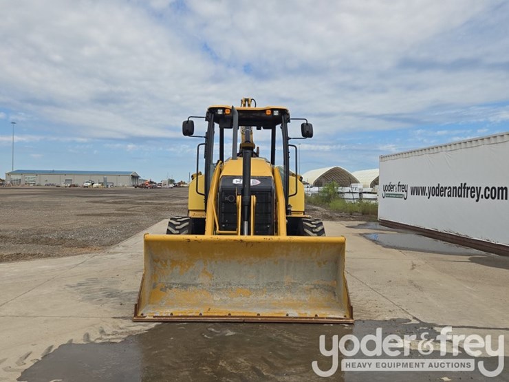 2023-caterpillar-416-image-8