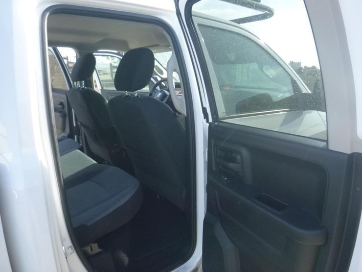 2021-dodge-1500-image-9