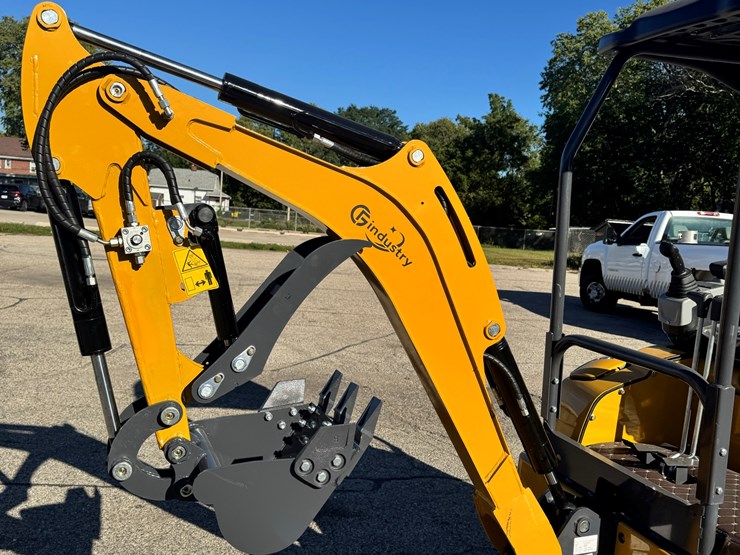 2026-unused-qk20r-mini-excavator-image-2