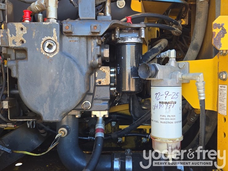 komatsu-pc210-image-41