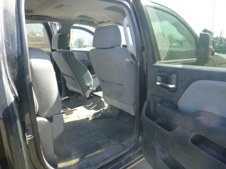 2017-chevrolet-1500-image-9