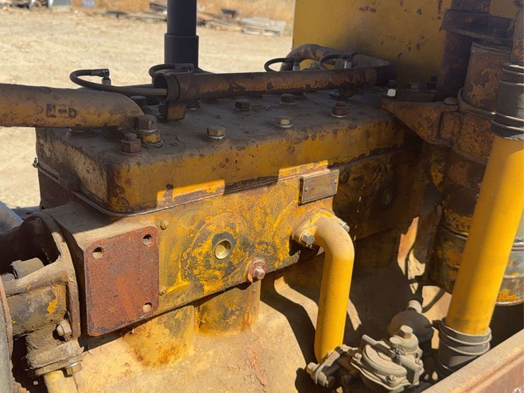 caterpillar-20-image-22