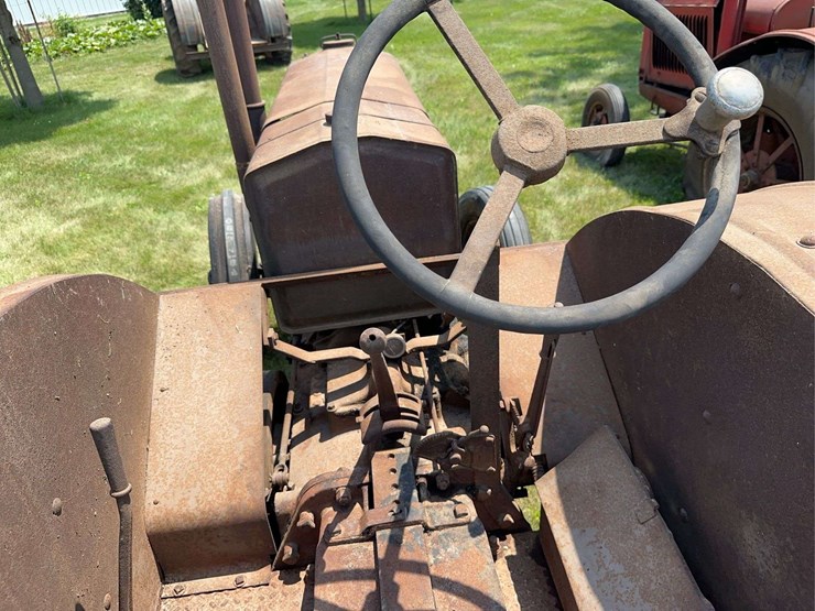 massey-ferguson-25-image-18