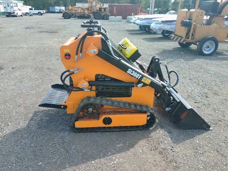 sdlool-sl360t-mini-skid-image-4