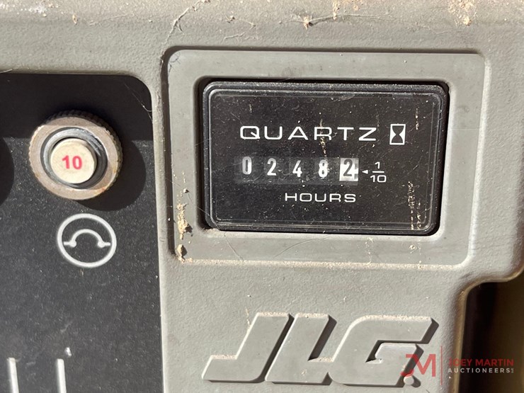 2015-jlg-1230es-image-19