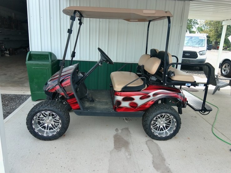 ez-go-golf-cart-image-5