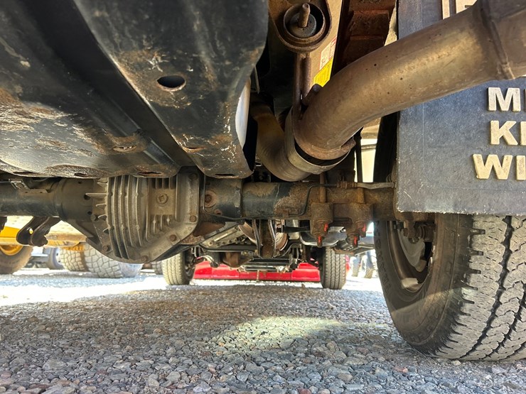 2011-ford-f350-image-43