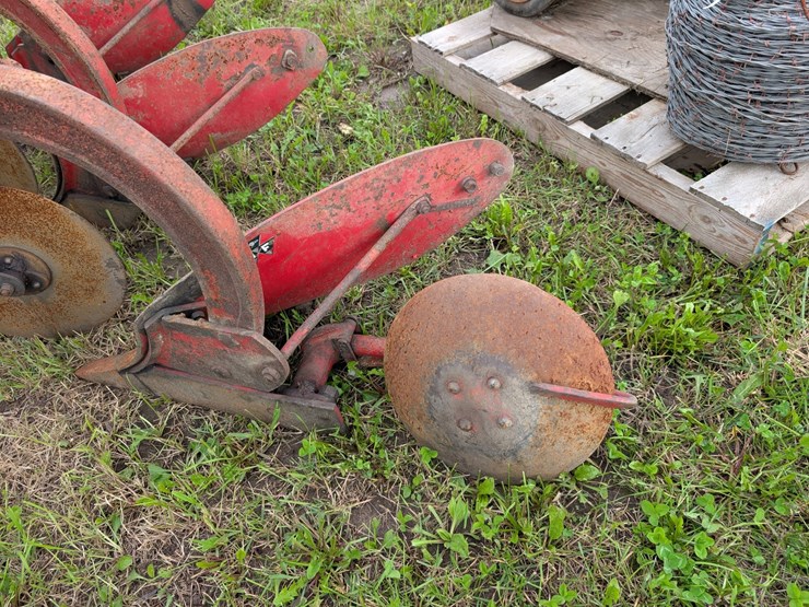 #4062-•-massey-ferguson-mow-board-plow-image-7